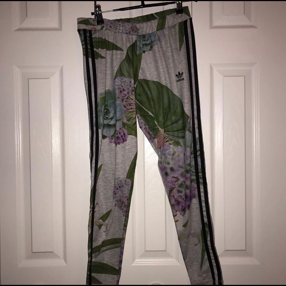 Adidas patterned leggings